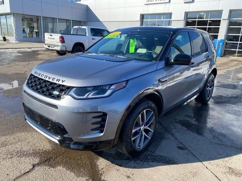 Used 2025 Land Rover Discovery Sport Dynamic SE image 10