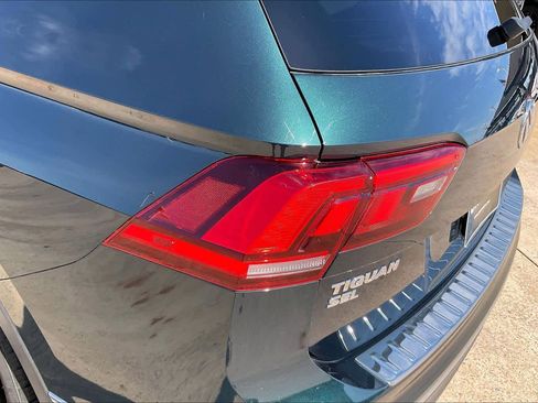 Used 2019 Volkswagen Tiguan SEL Premium AWD/4WD image 28