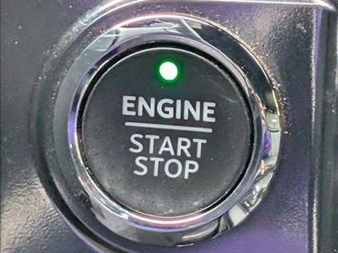 Used 2021 Ford F150 Platinum w/ Equipment Group 701A High AWD/4WD image 29