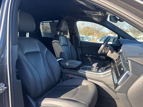 Used 2021 Audi Q7 3.0T Premium Plus w/ Executive Package image 15