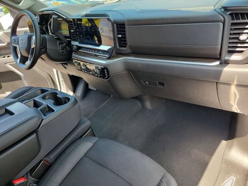Used 2026 Chevrolet Silverado 1500 RST AWD/4WD image 16