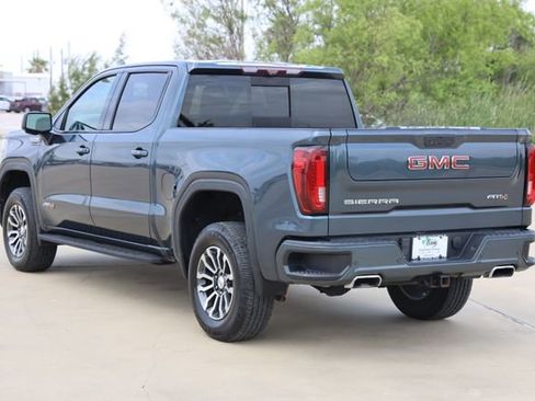 Used 2021 GMC Sierra 1500 AT4 w/ AT4 Premium Package AWD/4WD image 7