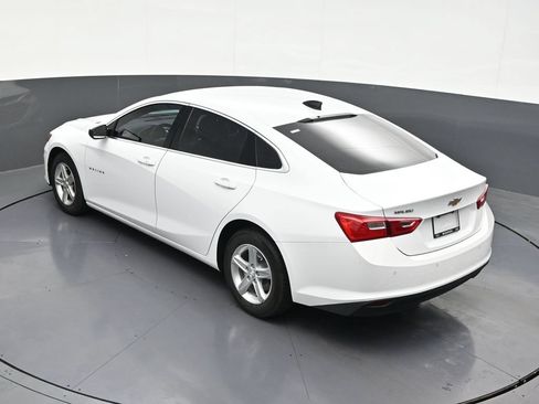 Used 2024 Chevrolet Malibu LS FWD image 17