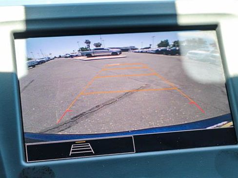 Used 2023 Chevrolet Equinox LT image 24