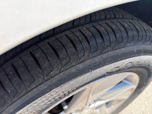 Certified 2025 Hyundai Sonata SE FWD image 12