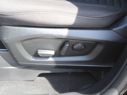 Used 2020 Ford Explorer XLT RWD image 31