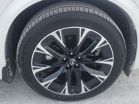 Certified 2025 MAZDA CX-90 3.3 Turbo S w/ Premium Package image 34