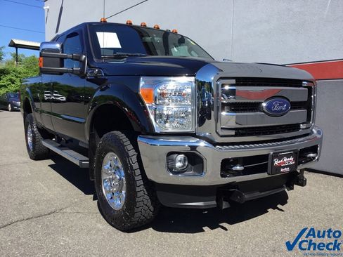 Used 2016 Ford F250 Lariat w/ Chrome Package AWD/4WD image 3