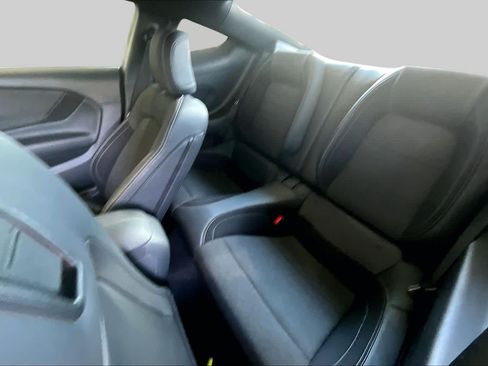 Used 2025 Ford Mustang Coupe RWD image 17
