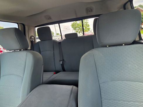 Used 2013 RAM 1500 Classic SLT w/ Premium Display Pkg RWD image 17