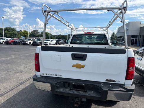 Used 2012 Chevrolet Silverado 2500 W/T w/ Snow Plow Prep Package AWD/4WD image 3