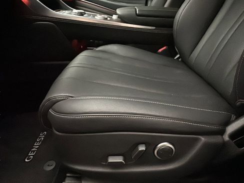 Certified 2024 Genesis GV80 2.5T AWD/4WD image 12