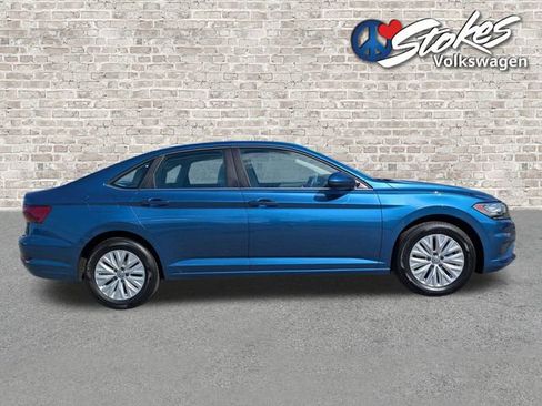 Certified 2020 Volkswagen Jetta S FWD image 3