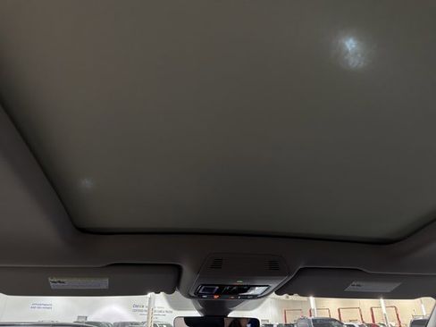 New 2026 Volkswagen Atlas Peak Edition AWD/4WD image 27