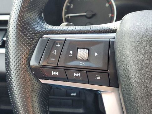 Used 2024 Mitsubishi Outlander SE AWD/4WD image 9