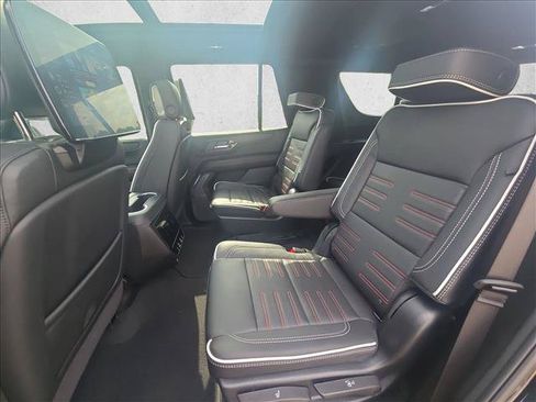 Used 2026 GMC Yukon AT4 Ultimate AWD/4WD image 21