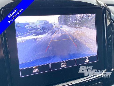 Used 2023 Chevrolet Traverse LT image 20