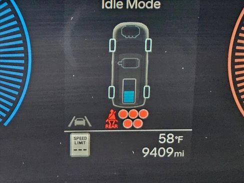 Certified 2025 Hyundai Santa Fe SEL image 16