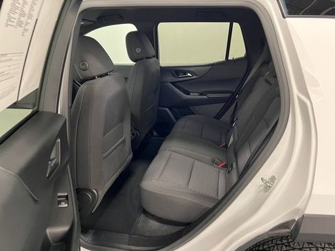 Used 2025 Chevrolet Equinox LT image 32