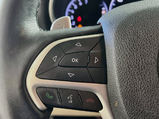Used 2017 Jeep Grand Cherokee Limited w/ Luxury Group II RWD image 17