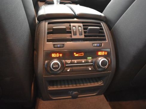Used 2013 BMW M5 RWD image 30