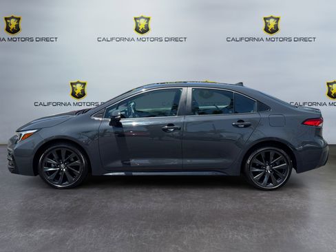 Used 2023 Toyota Corolla SE w/ SE Premium Package FWD image 2