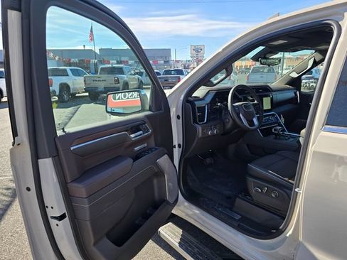 New 2026 GMC Sierra 1500 Denali w/ Denali Reserve Package AWD/4WD image 19