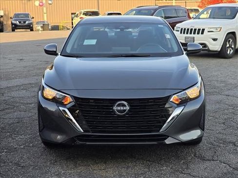 New 2025 Nissan Sentra SV image 17