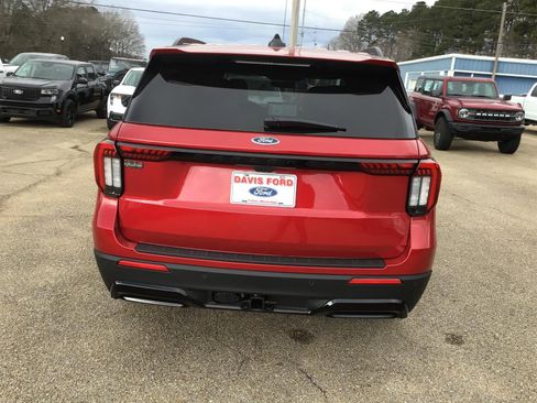 New 2026 Ford Explorer ST-Line w/ ST-Line Street Pack image 12