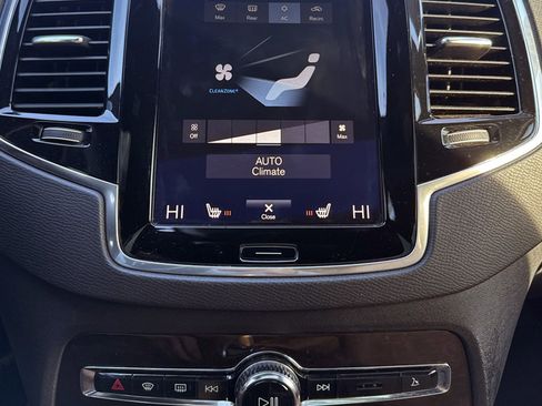 Used 2018 Volvo XC90 T6 Momentum w/ Convenience Package image 26