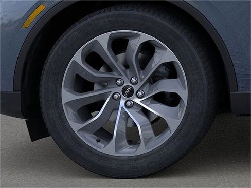 New 2026 Lincoln Aviator AWD image 19