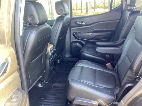 Used 2019 GMC Acadia SLT image 10