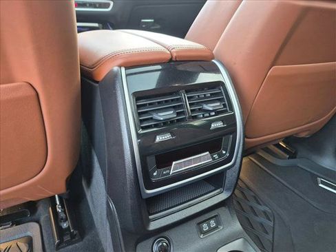 Certified 2024 BMW X7 M60i w/ Executive Package AWD/4WD image 19
