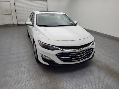 Used 2024 Chevrolet Malibu LT image 14