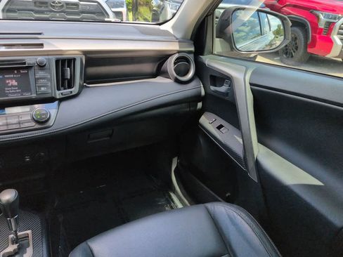Used 2014 Toyota RAV4 Limited FWD image 16