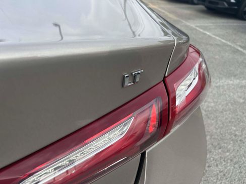 Used 2024 Chevrolet Malibu LT FWD image 11