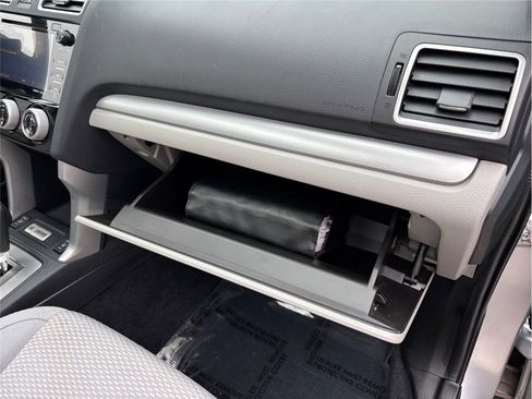 Used 2018 Subaru Forester 2.5i Premium image 38