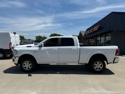 Used 2021 RAM 3500 Laramie AWD/4WD image 3