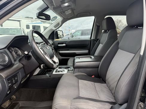 Used 2016 Toyota Tundra SR5 image 15