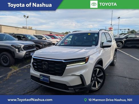 Used 2023 Honda Pilot Elite image 1