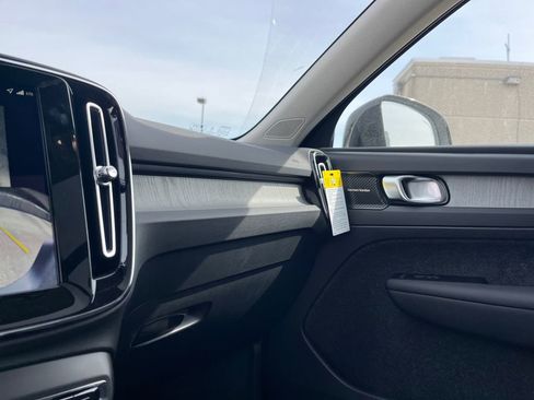 New 2026 Volvo XC40 B5 Plus w/ Protection Package Premier image 19