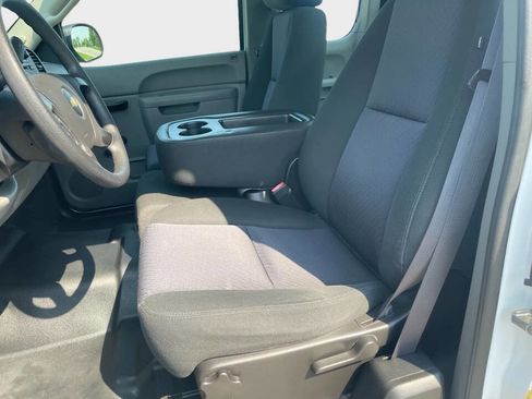 Used 2012 Chevrolet Silverado 1500 W/T image 7