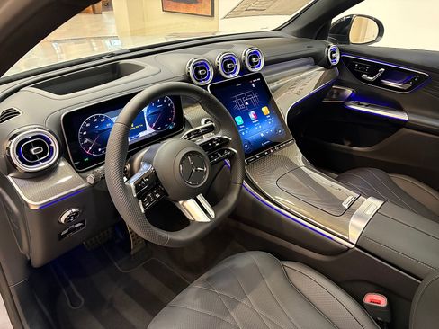 New 2027 Mercedes-Benz GLC 300 4MATIC image 14