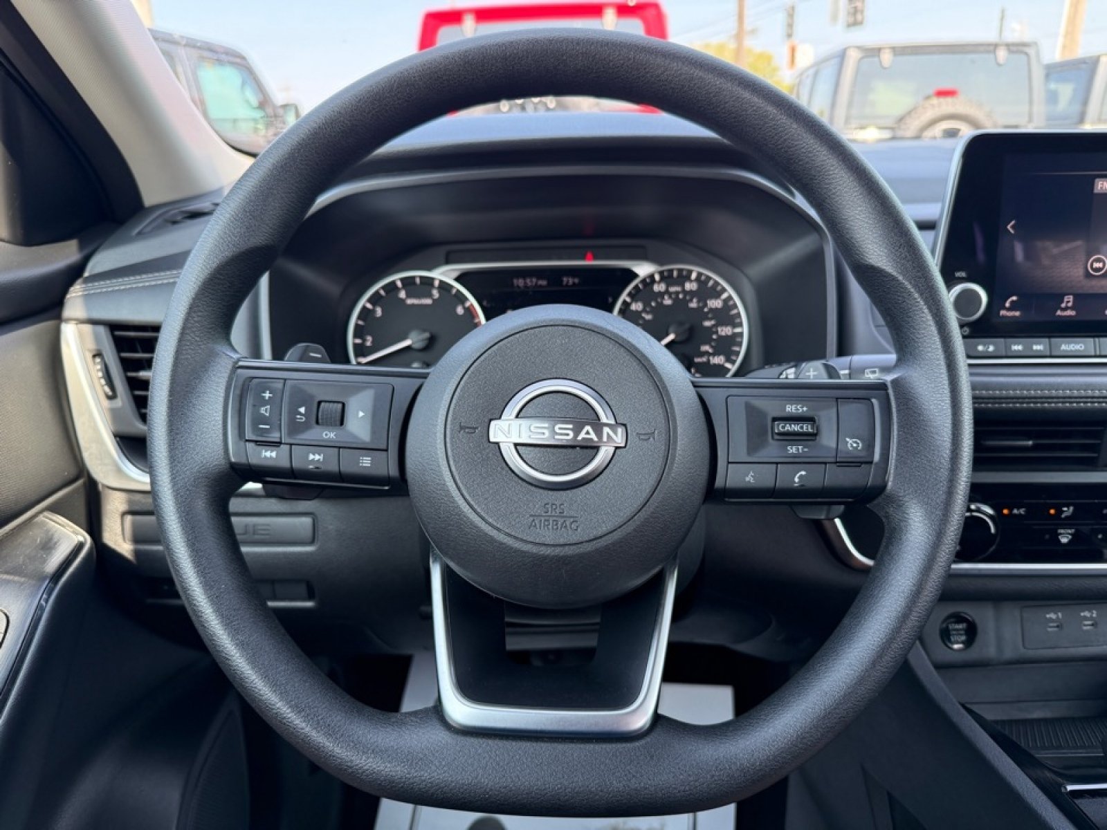 Used 2024 Nissan Rogue S AWD/4WD image 18