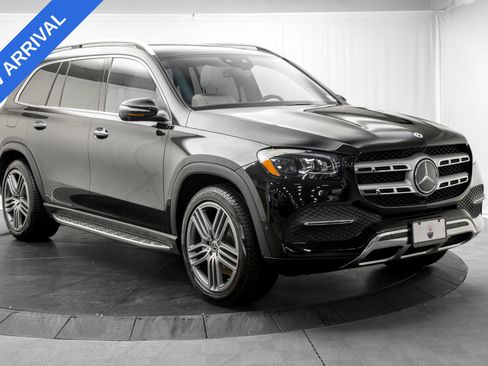Used 2023 Mercedes-Benz GLS 450 4MATIC image 9