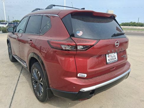 New 2026 Nissan Rogue Platinum AWD/4WD image 5