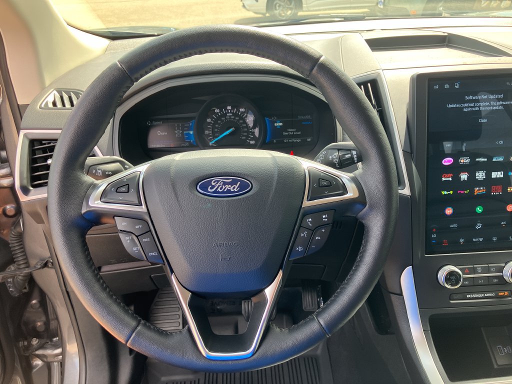 Used 2024 Ford Edge SEL w/ Convenience Package AWD/4WD image 10
