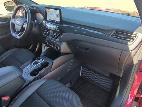 Used 2025 Ford Escape ST-Line w/ Equipment Group 301A image 35