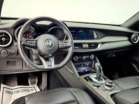 Used 2022 Alfa Romeo Stelvio Ti image 12