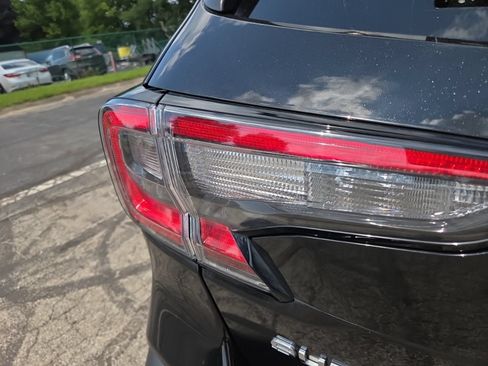 Certified 2025 Subaru Outback Premium AWD/4WD image 10